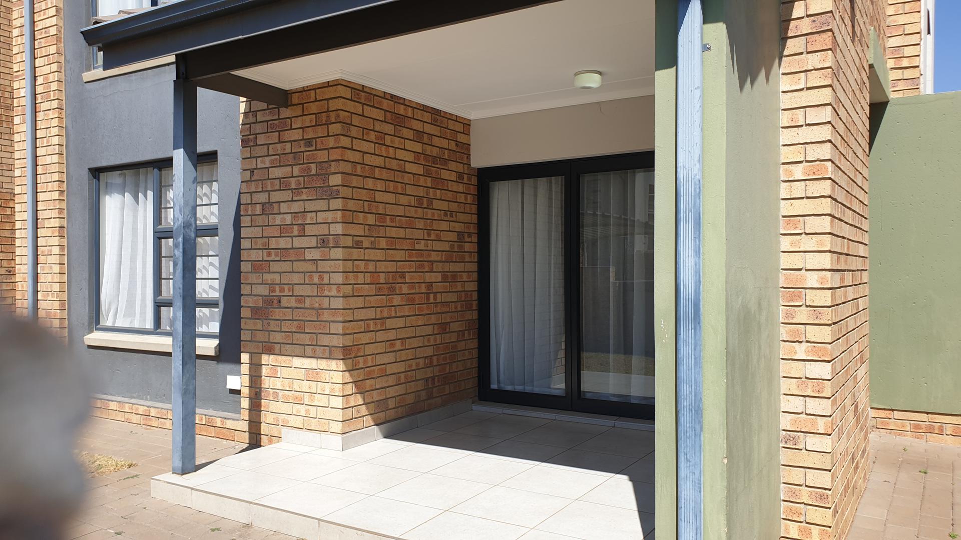  of property in Amberfield