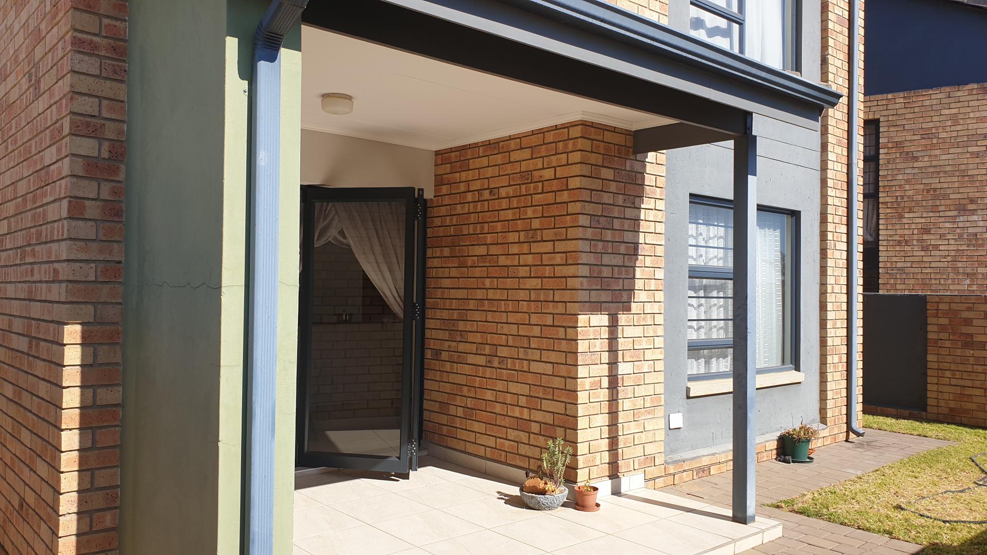  of property in Amberfield