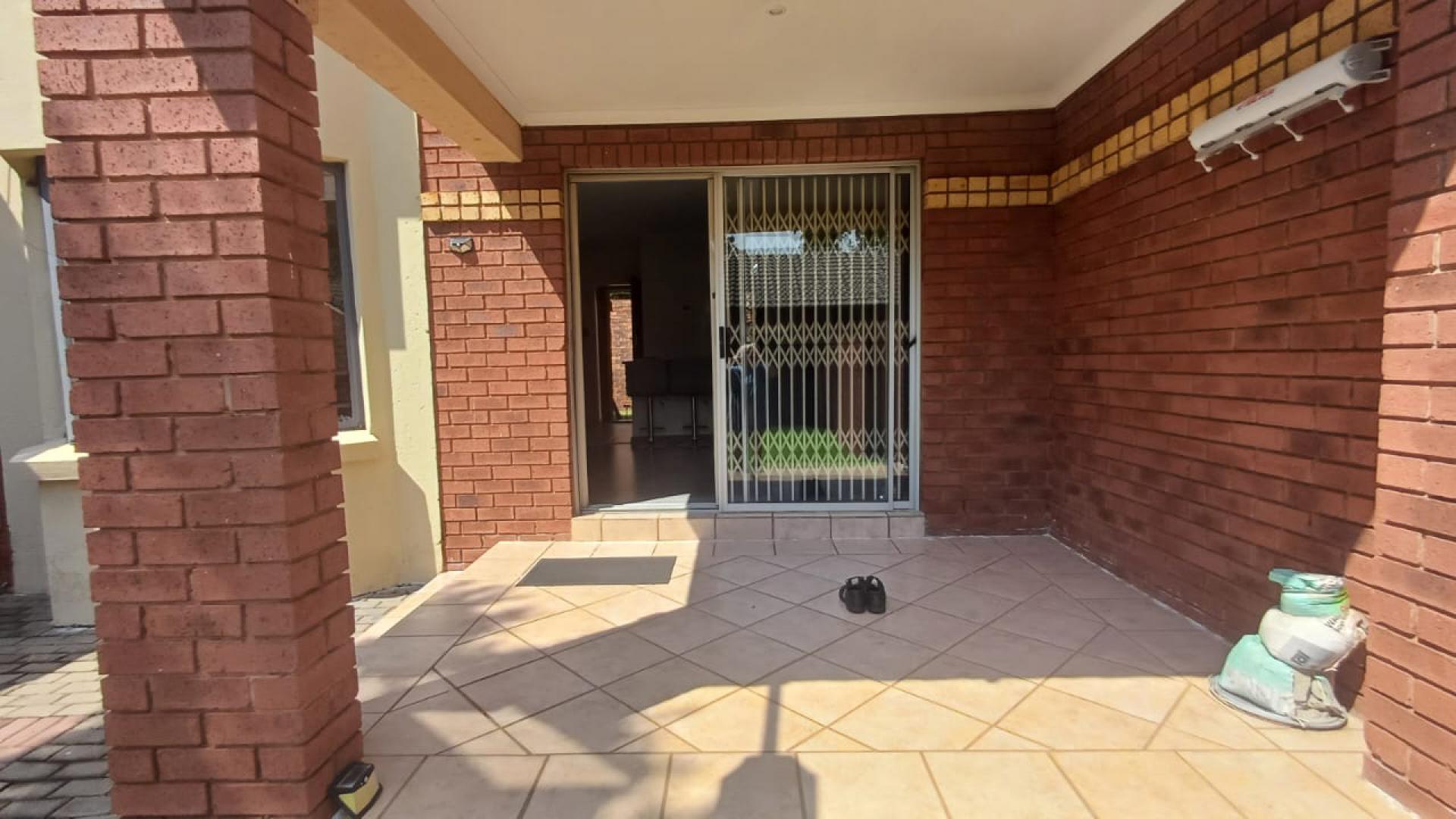  of property in Monavoni