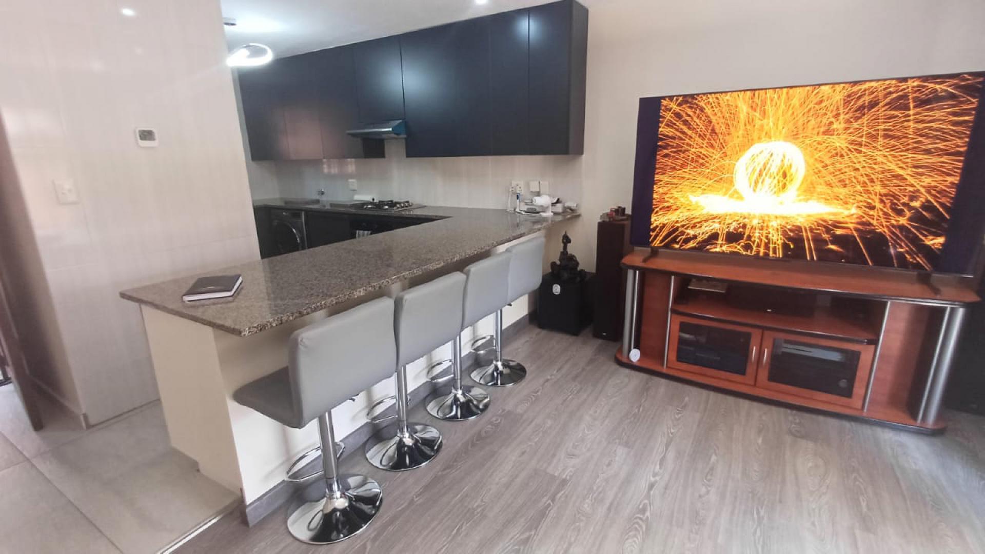  of property in Monavoni