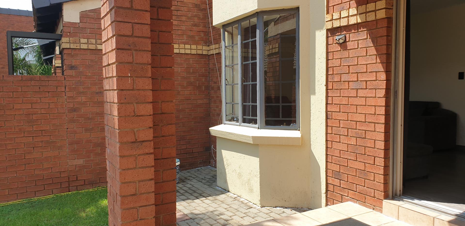  of property in Monavoni