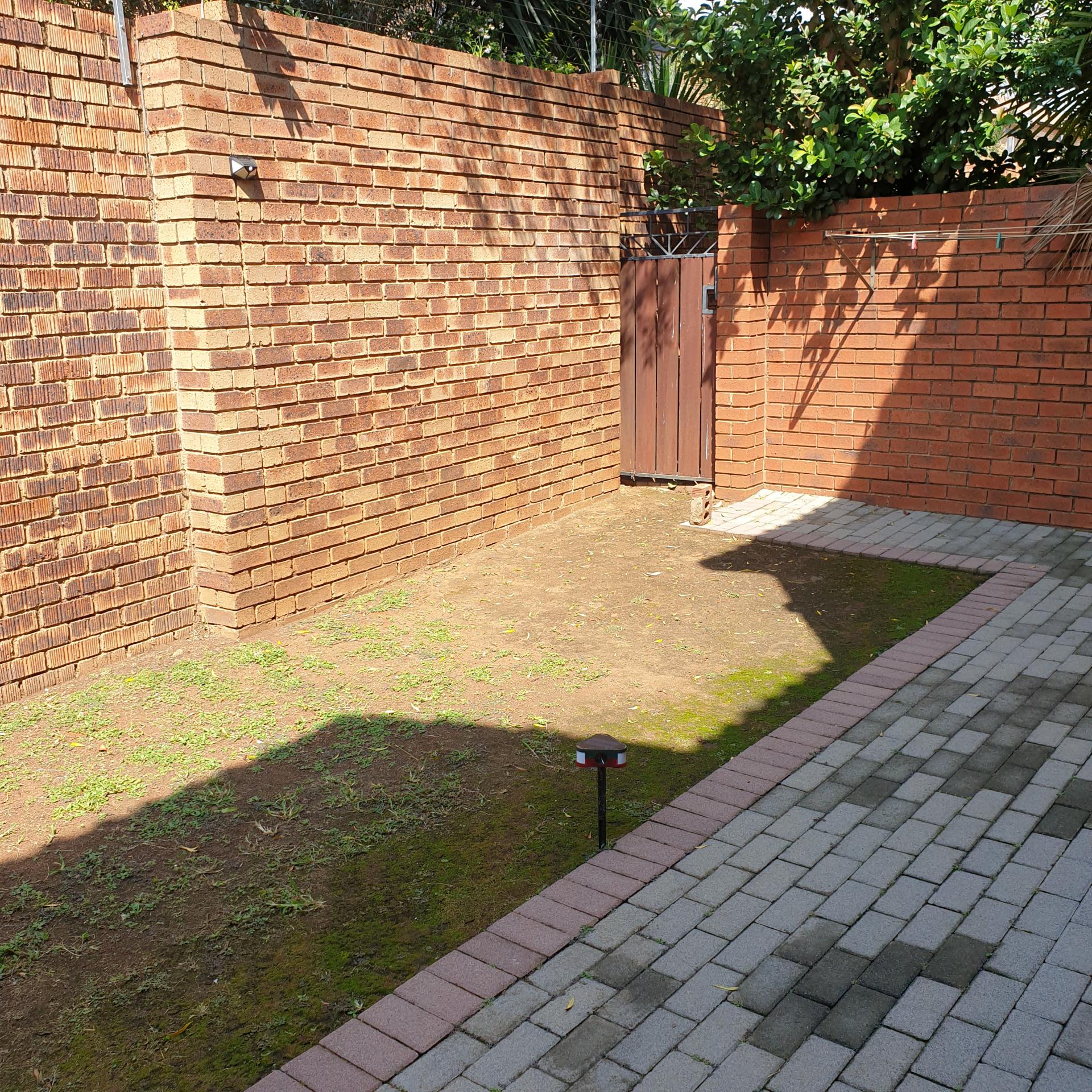  of property in Monavoni