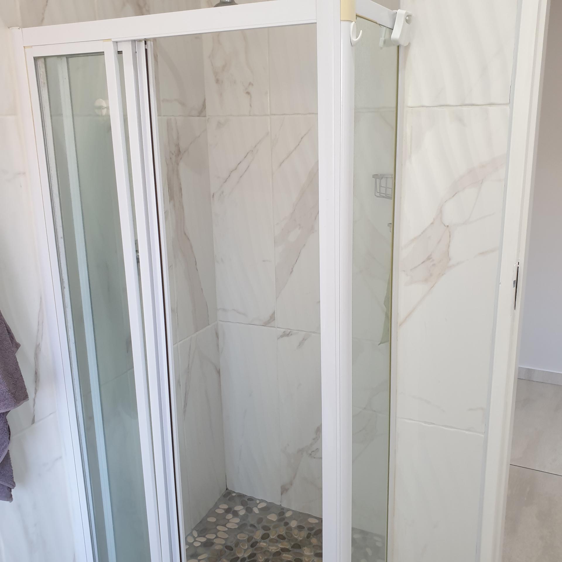  of property in Monavoni