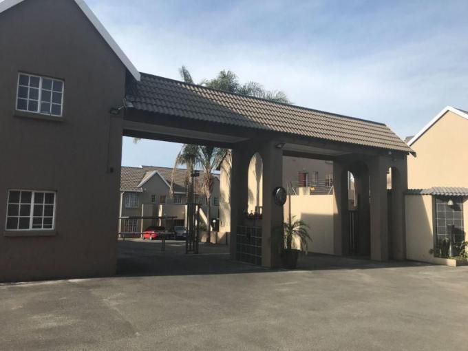 2 Bedroom Sectional Title for Sale For Sale in Eden Glen - MR686441