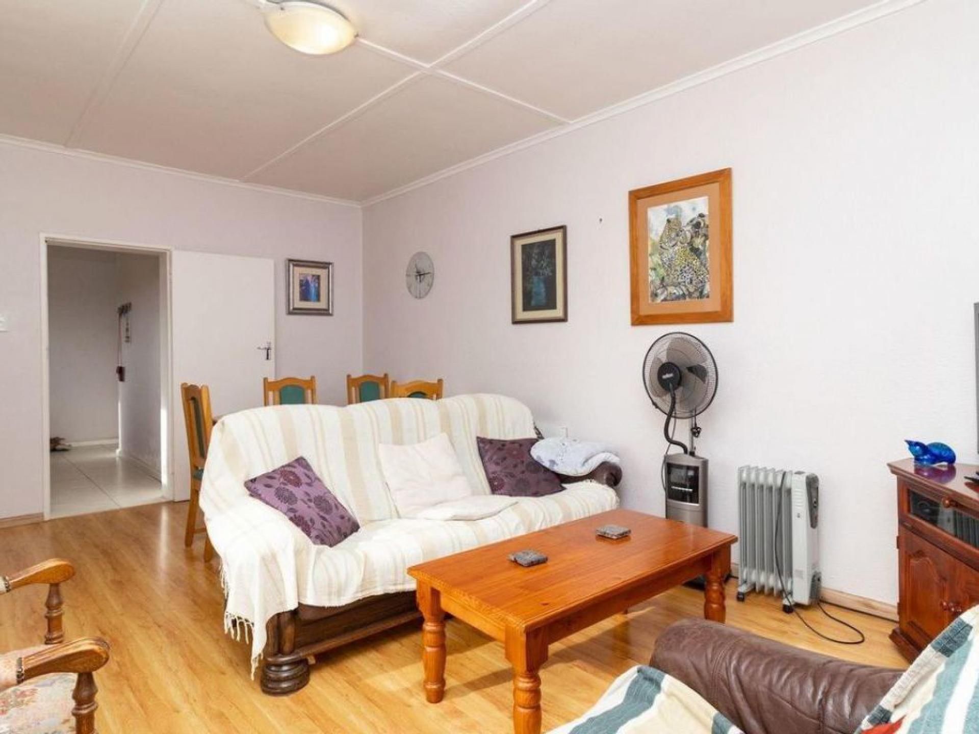  of property in Milnerton