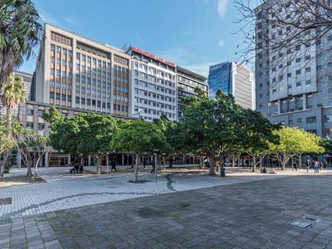 2 Bedroom Apartment for Sale For Sale in Cape Town Centre - MR686461