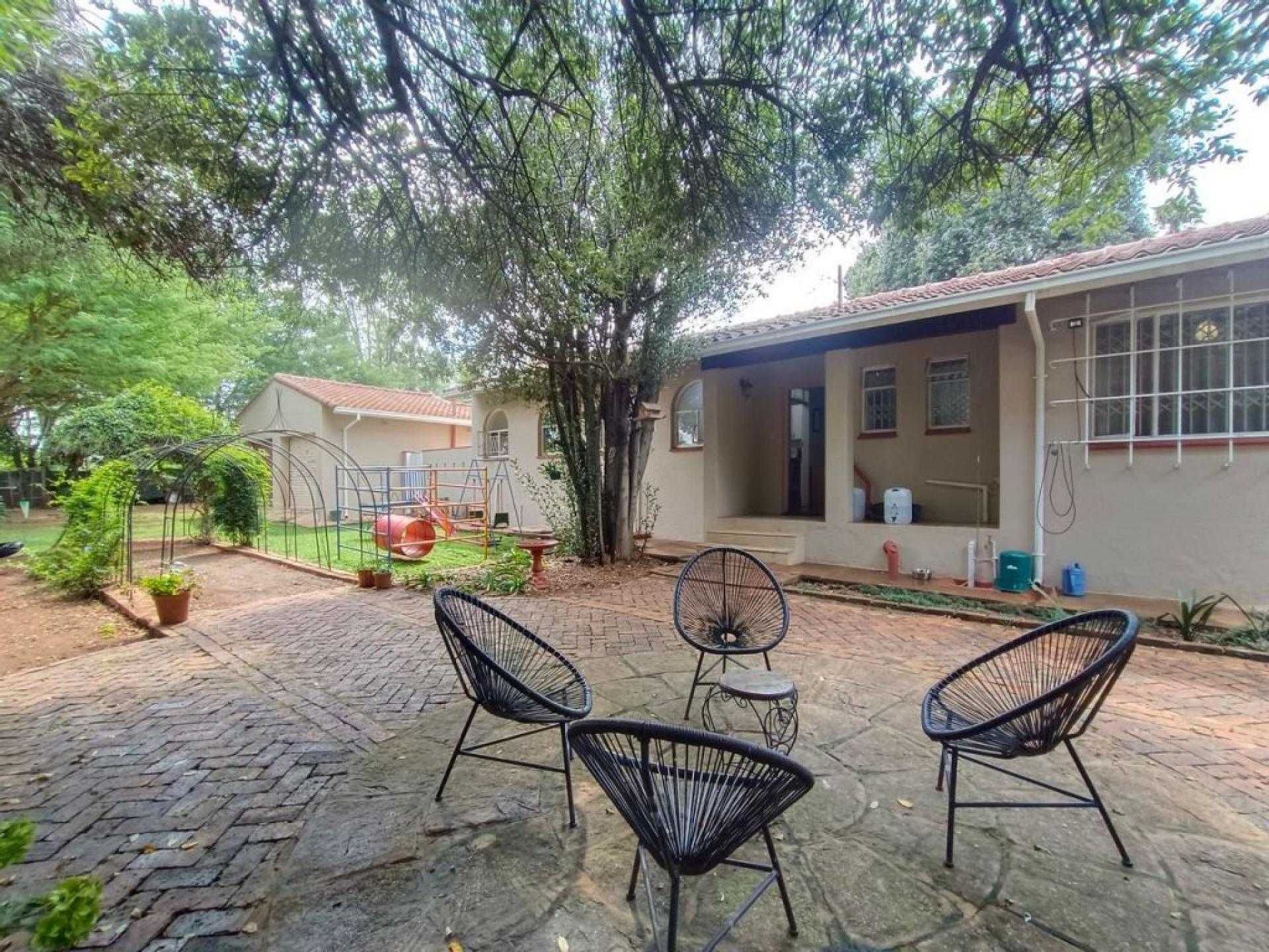  of property in Clubview