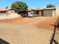  of property in Geelhoutpark