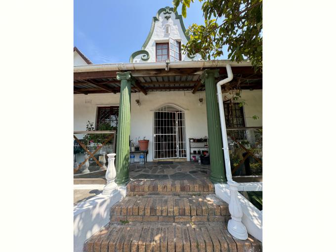10 Bedroom House for Sale For Sale in Belhar - MR686487