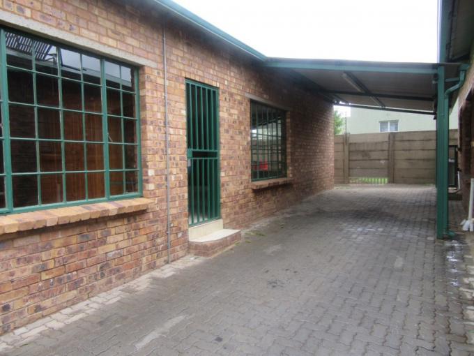 3 Bedroom Simplex to Rent in Rensburg - Property to rent - MR686511