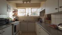 Kitchen - 9 square meters of property in Randburg