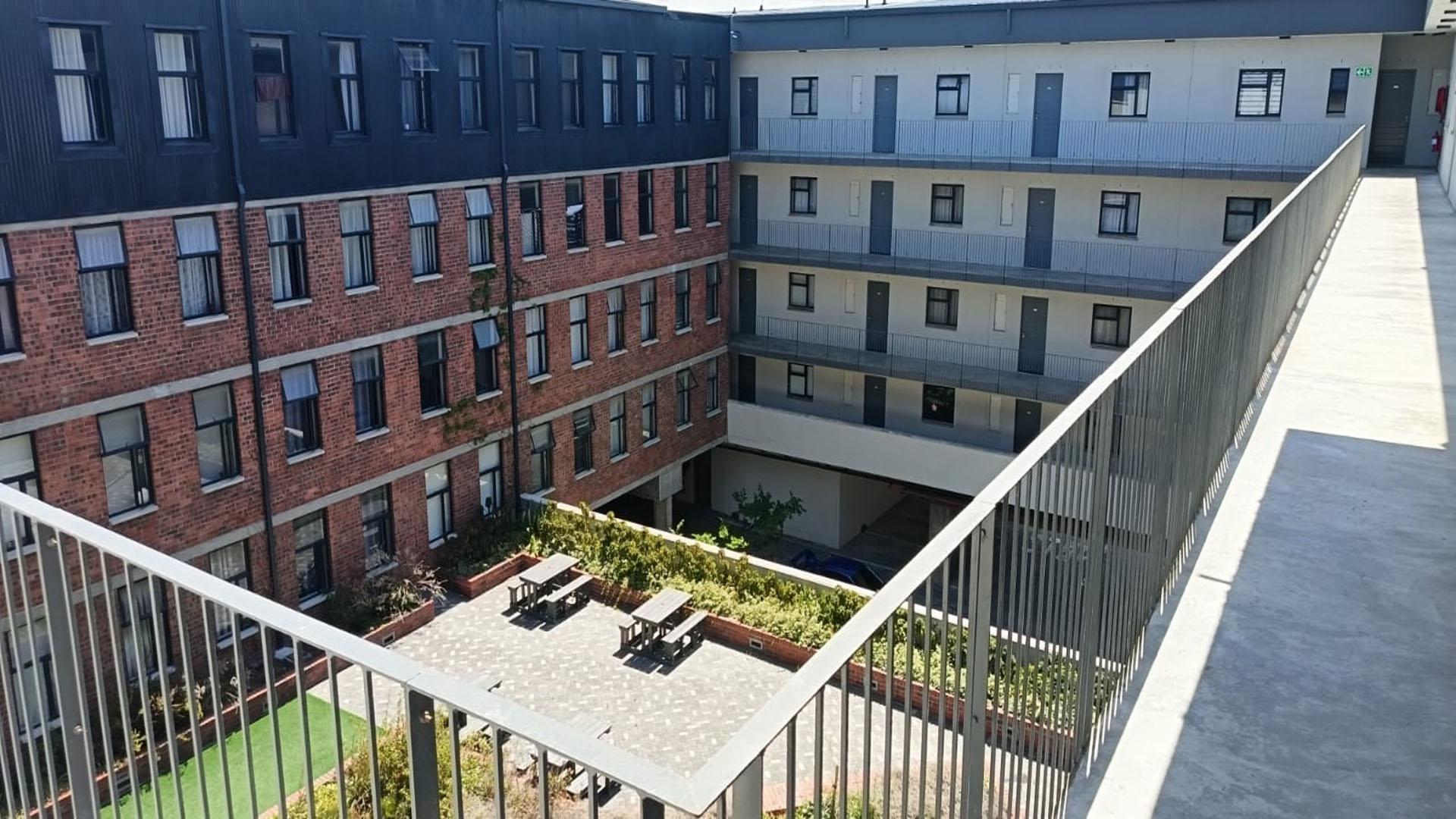 Spaces of property in Pinelands