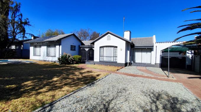 4 Bedroom Freehold Residence for Sale For Sale in Parkrand - Private Sale - MR686534