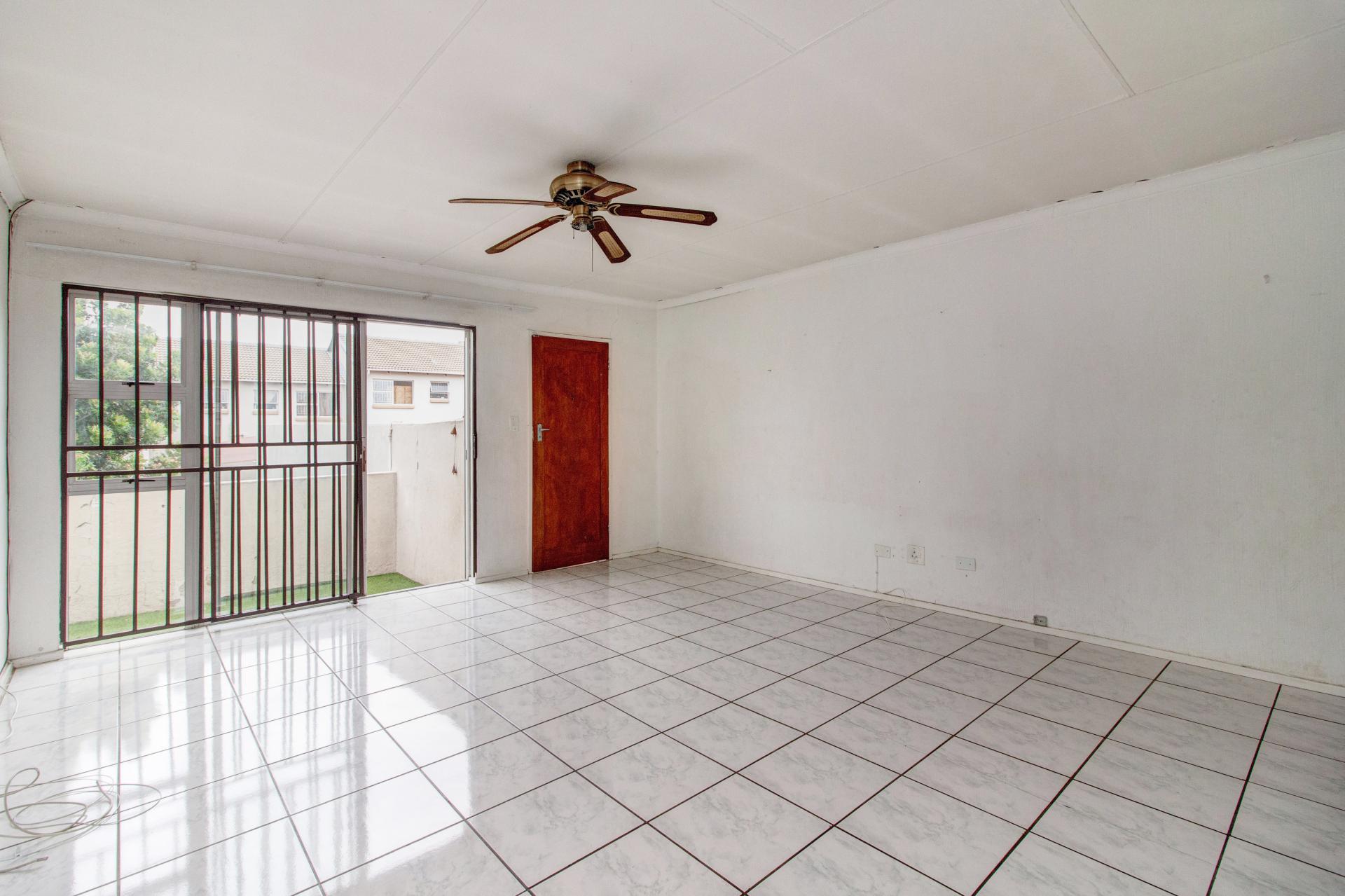  of property in Vorna Valley