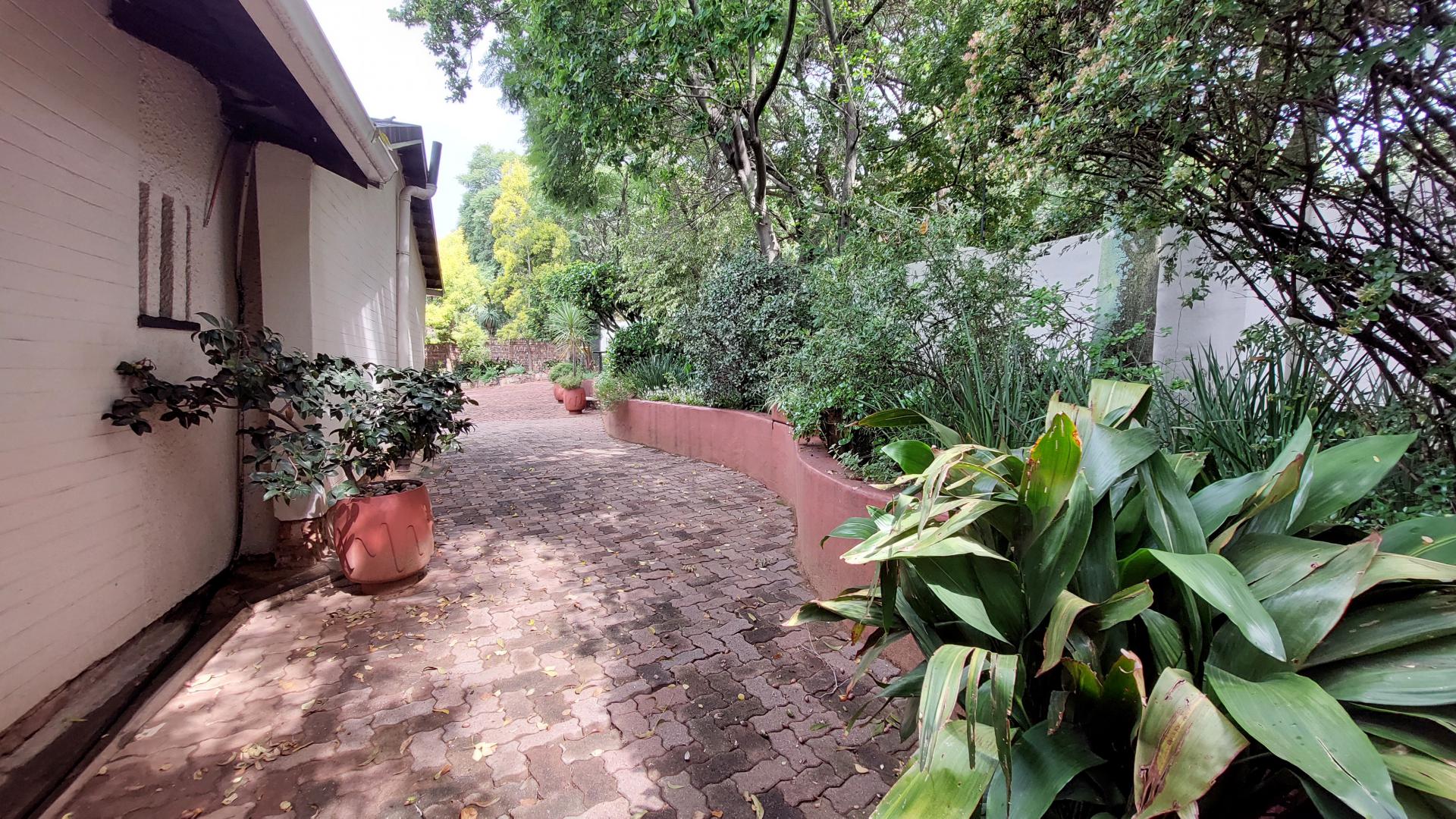  of property in Robindale