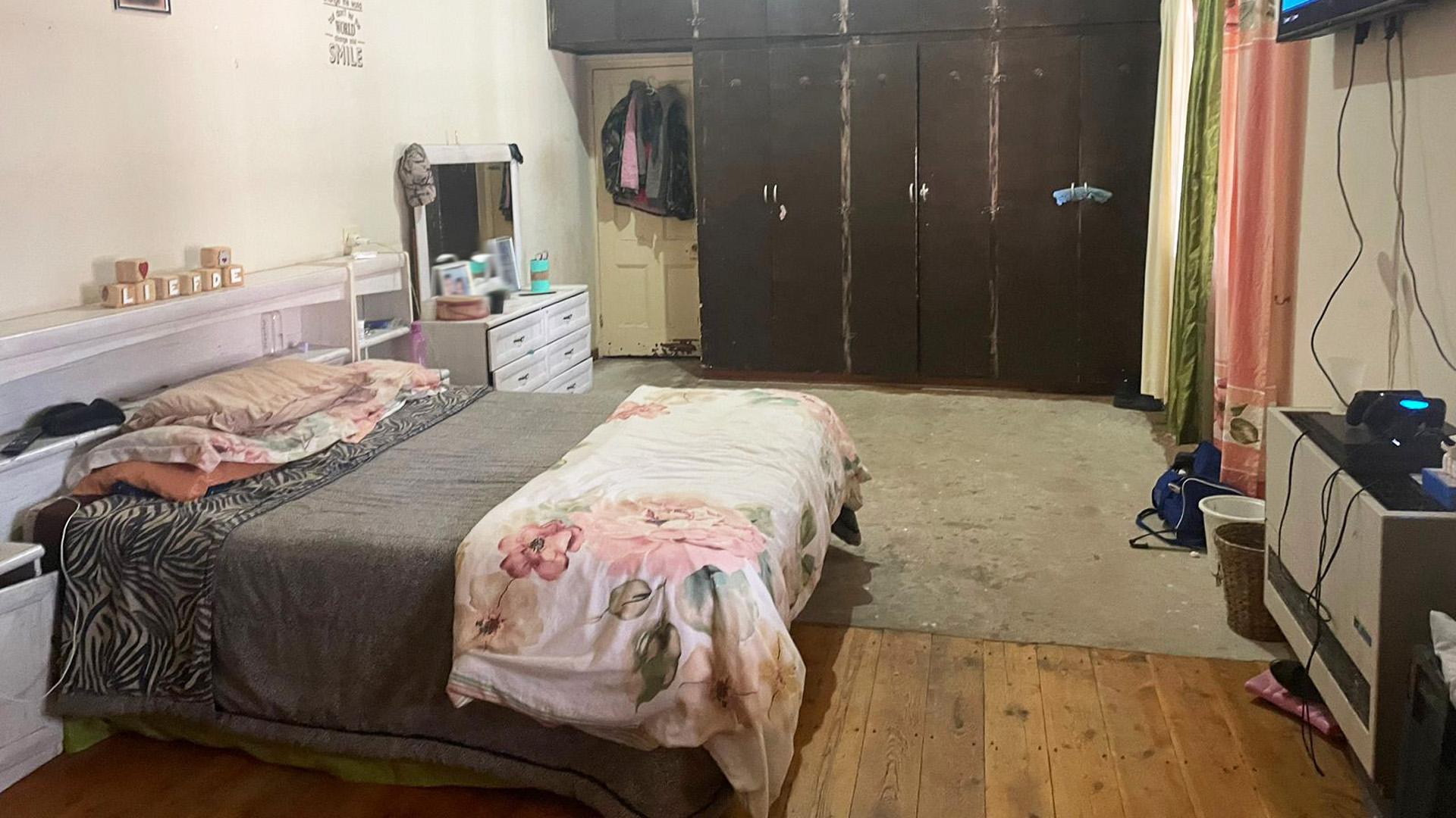 Bed Room 1 of property in Adelaide