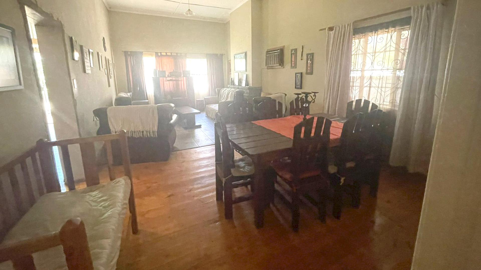 Dining Room of property in Adelaide