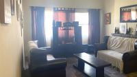Lounges of property in Adelaide
