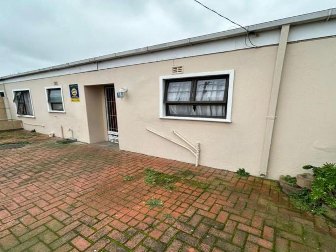 3 Bedroom House for Sale For Sale in Groenvallei - MR686581
