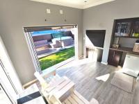  of property in Thatchfield