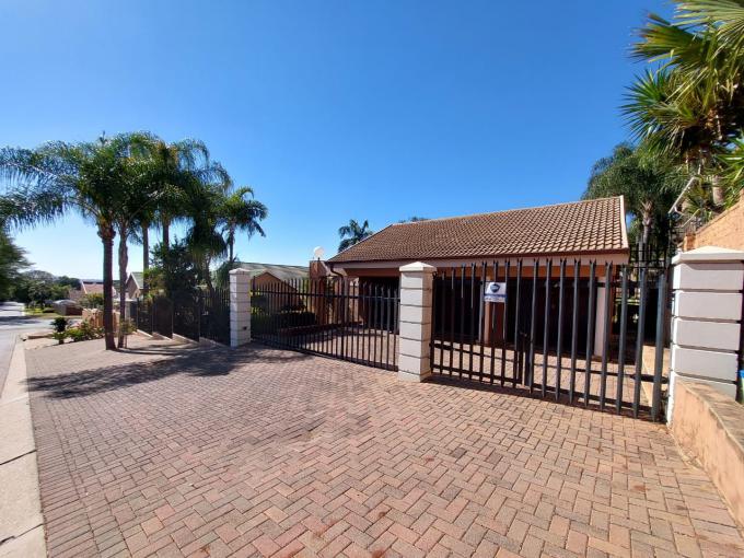 4 Bedroom House for Sale For Sale in Montana Park - MR686616