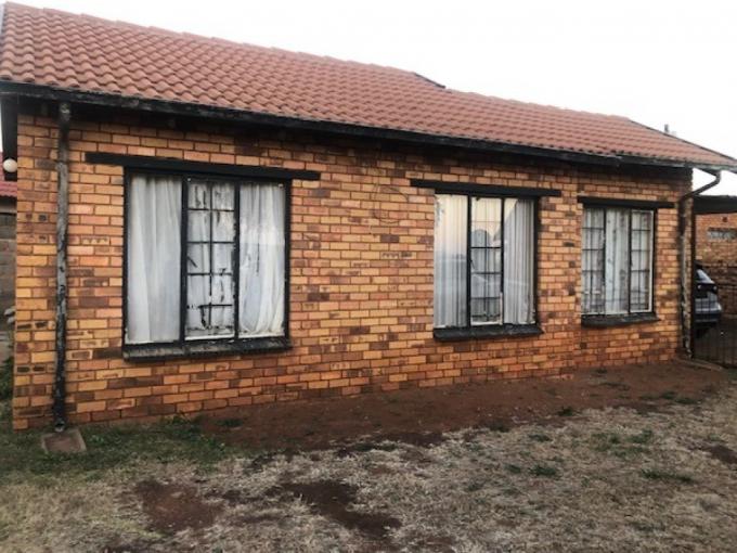 2 Bedroom House for Sale For Sale in Vosloorus - MR686619