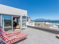  of property in Bloubergstrand