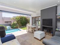  of property in Bloubergstrand
