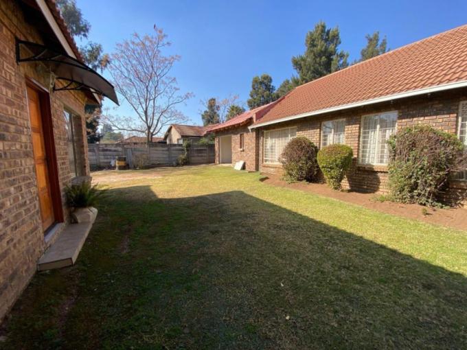4 Bedroom House for Sale For Sale in Albertsdal - MR686647