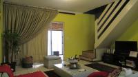Lounges - 14 square meters of property in Willowbrook
