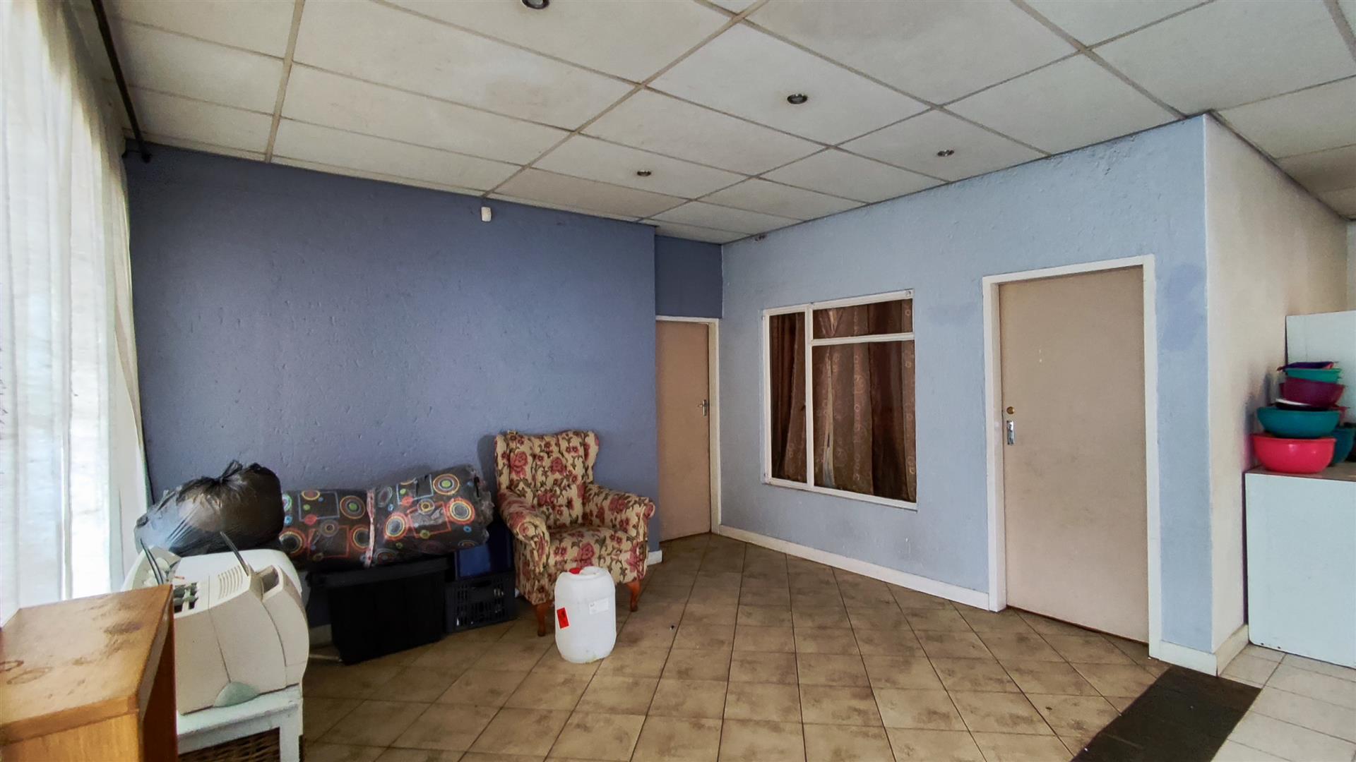 Lounges - 53 square meters of property in Primrose