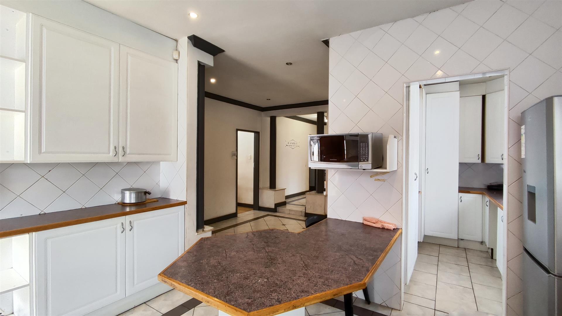 Kitchen - 39 square meters of property in Primrose