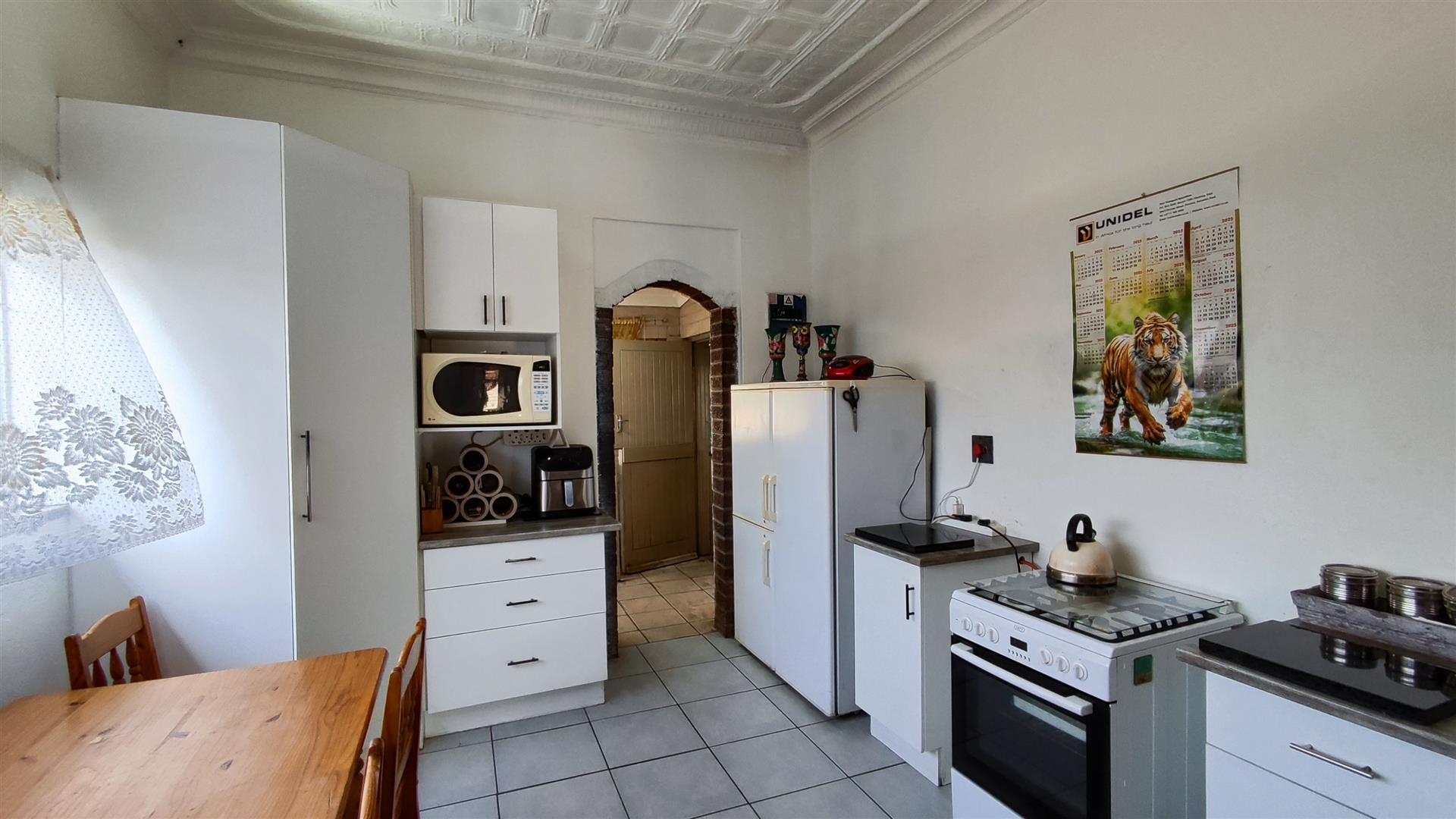 Kitchen - 18 square meters of property in Brakpan