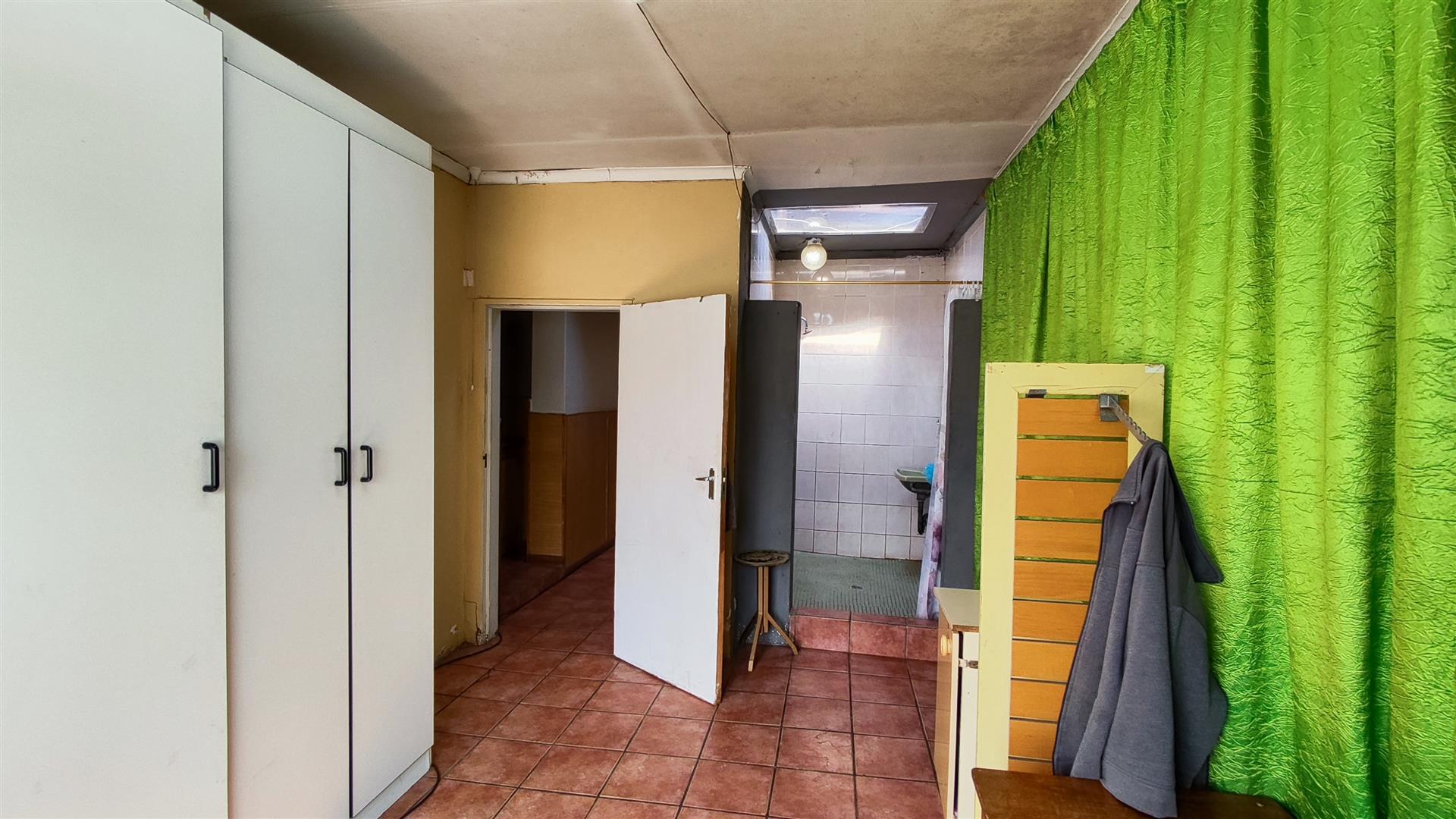 Bed Room 3 - 14 square meters of property in Brakpan