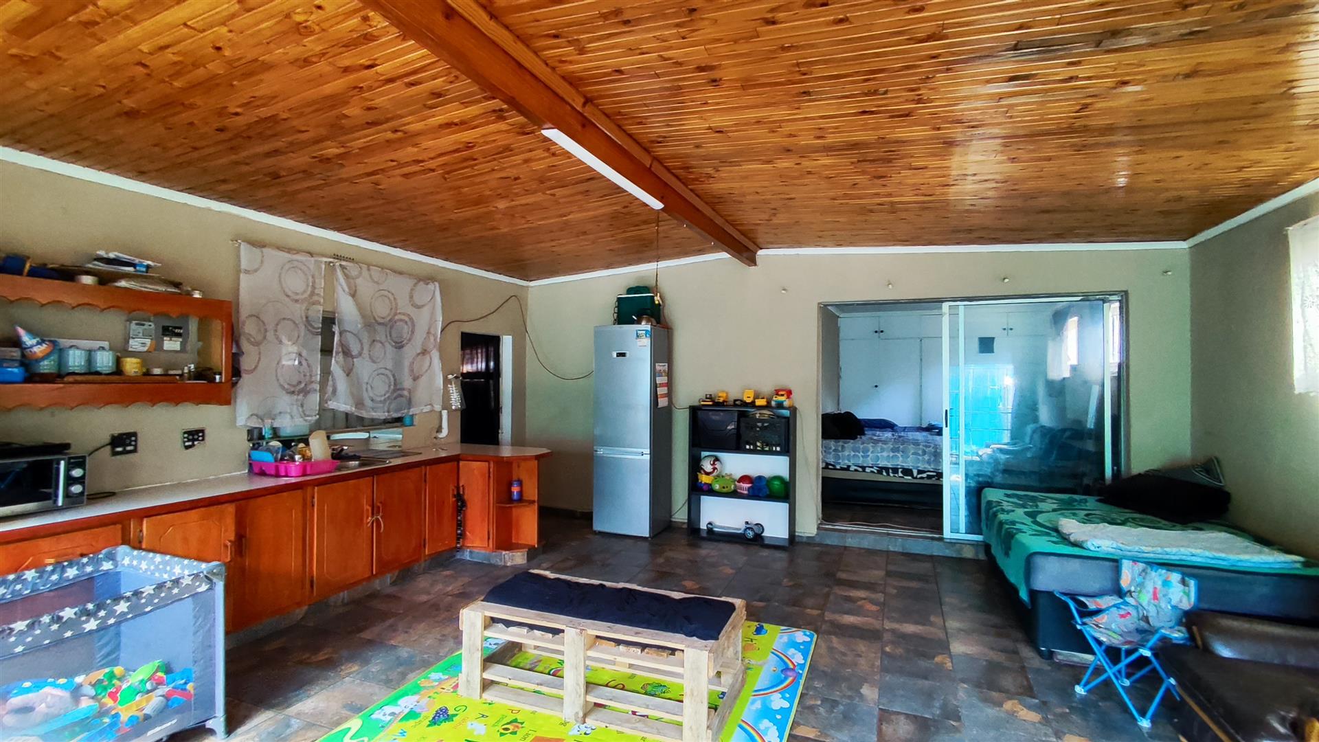 Flatlet - 79 square meters of property in Brakpan