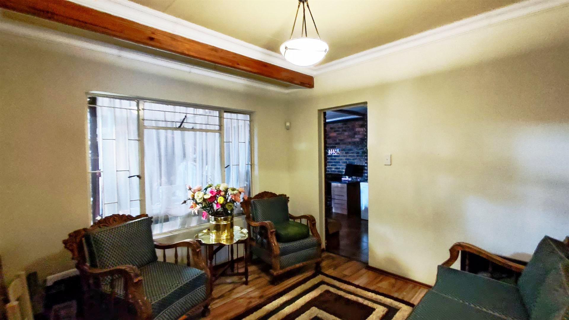 Spaces - 13 square meters of property in Three Rivers