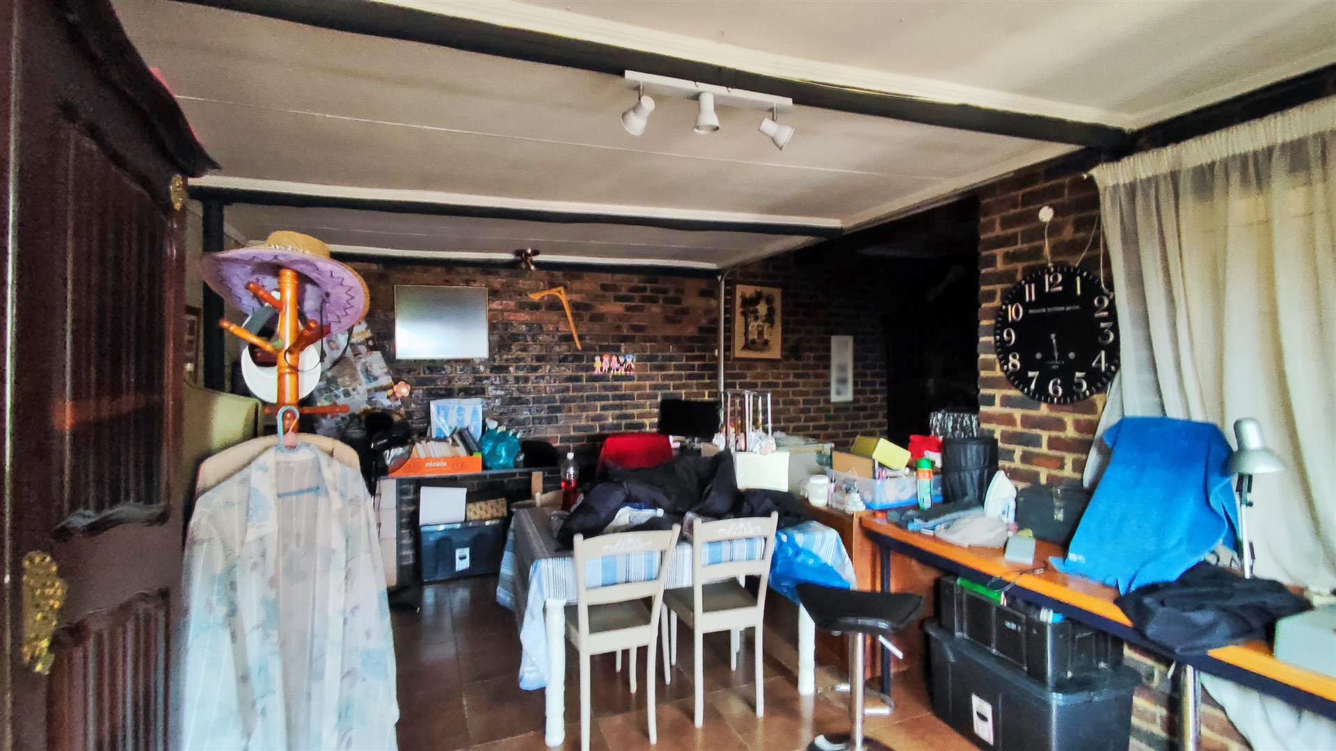 Spaces - 13 square meters of property in Three Rivers