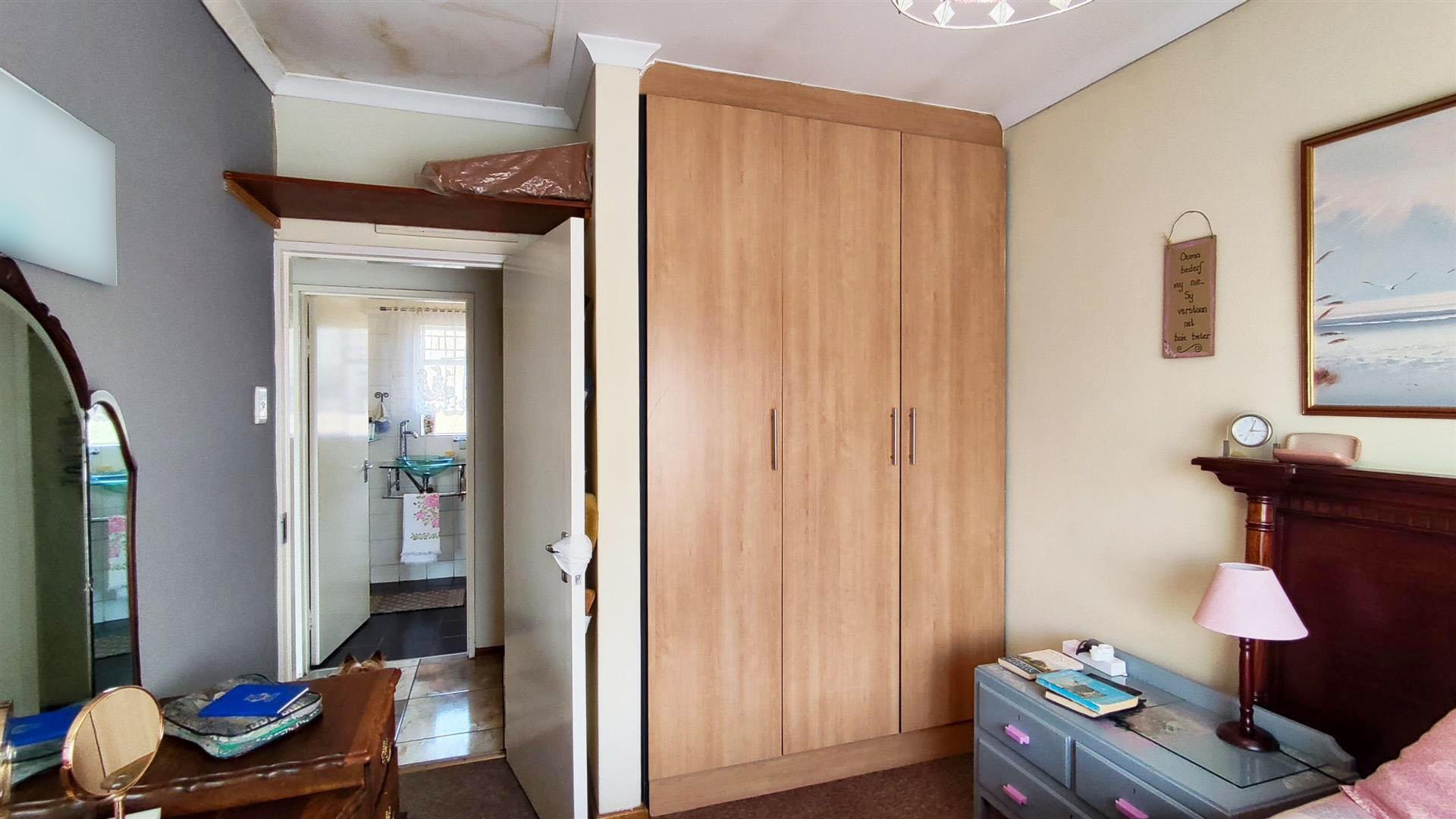 Bed Room 2 - 11 square meters of property in Three Rivers