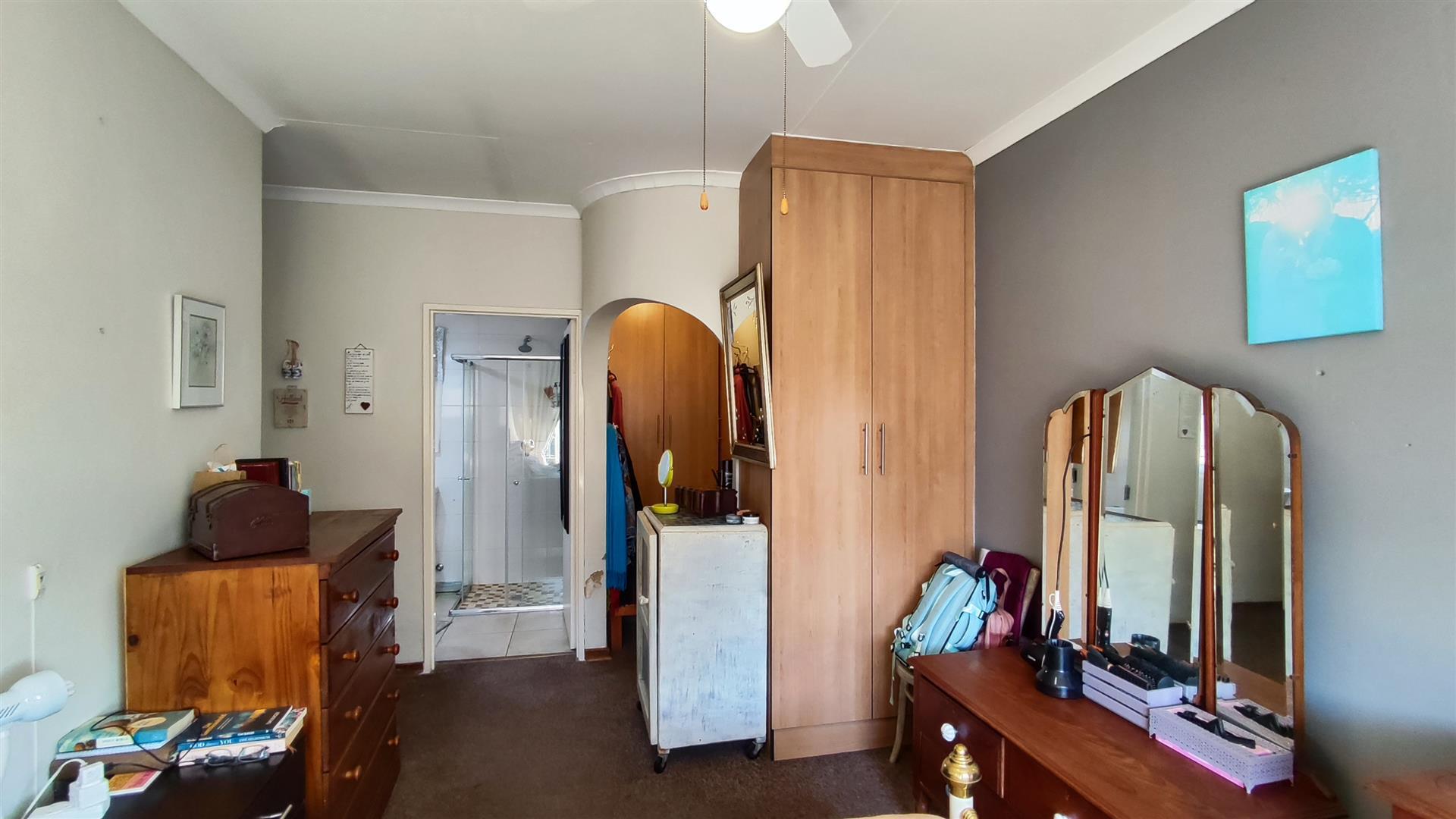 Main Bedroom - 16 square meters of property in Three Rivers