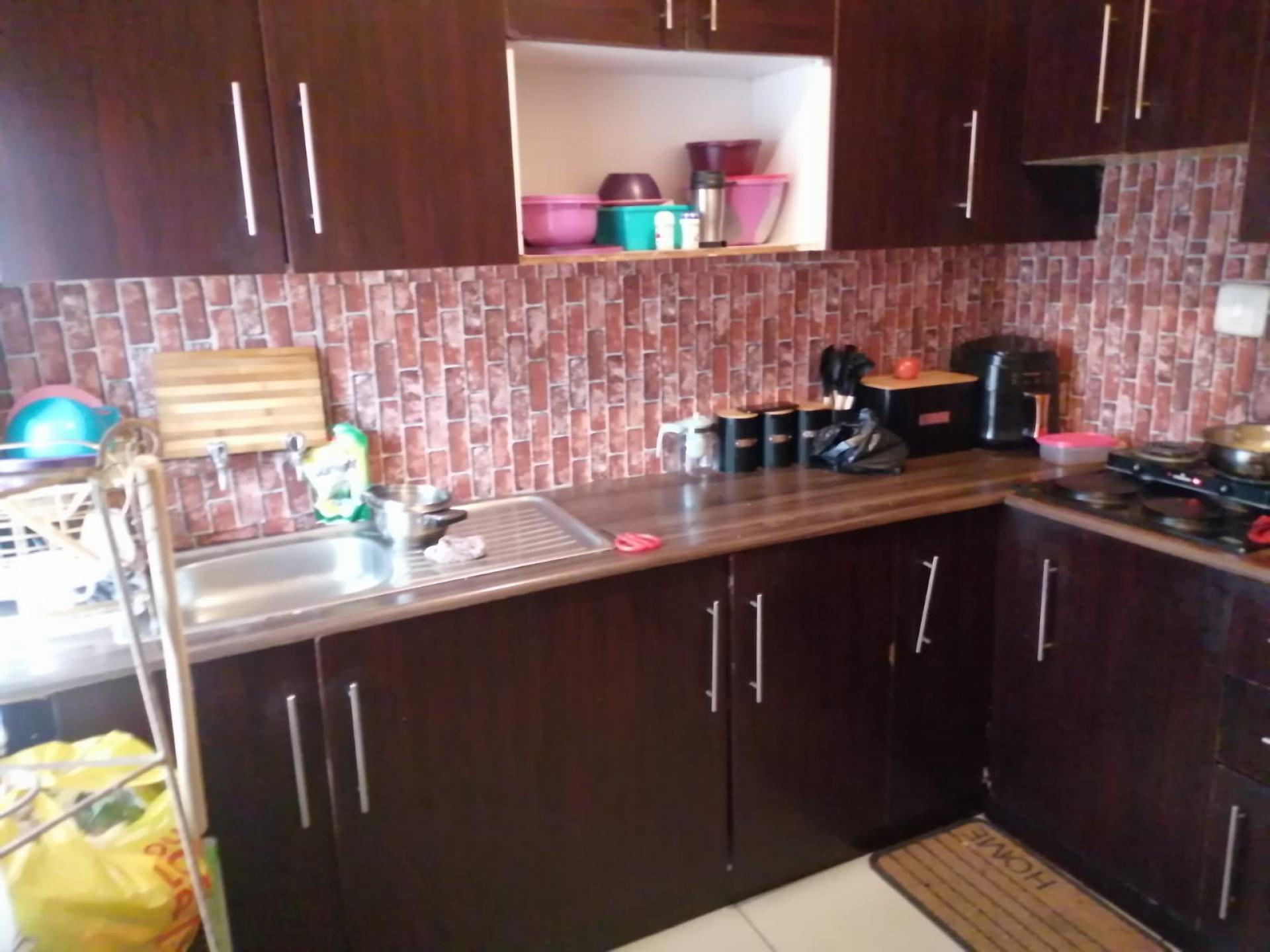 Kitchen of property in Regents Park