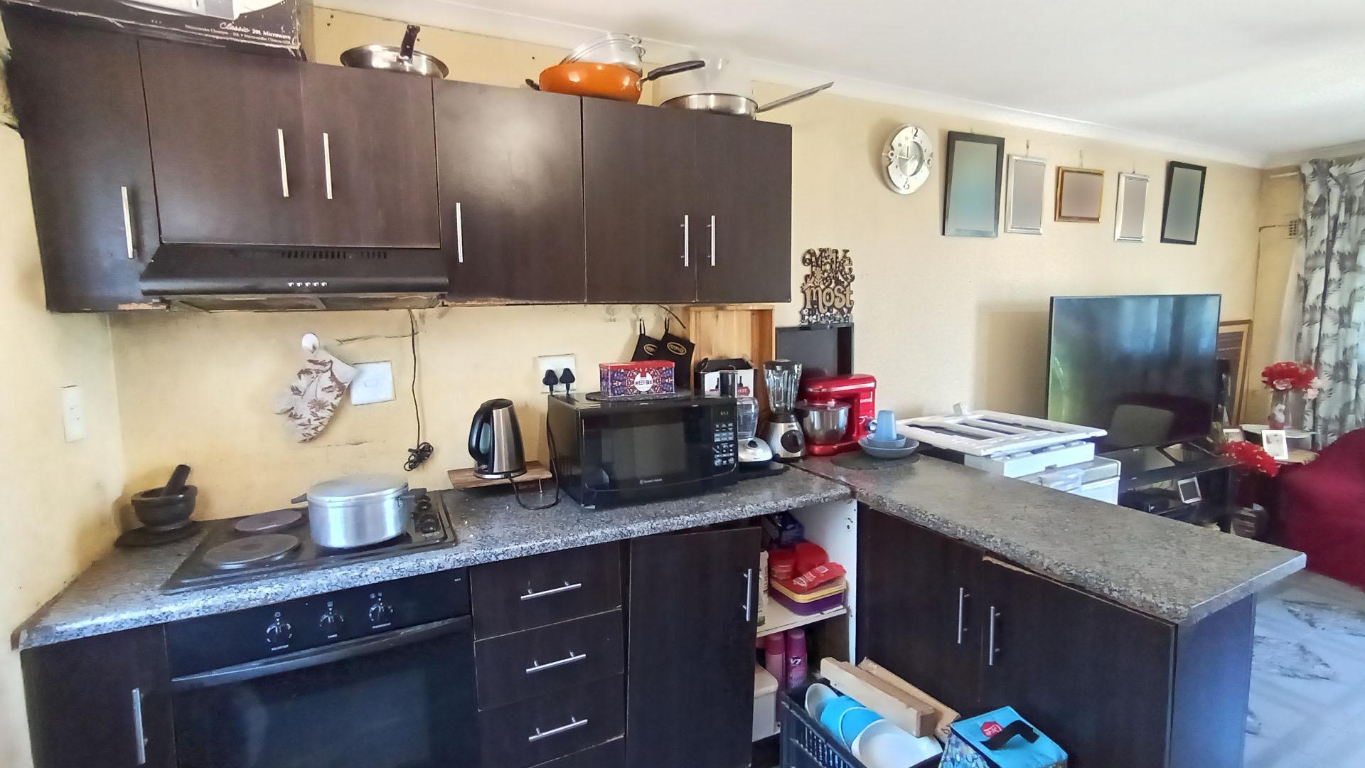 Kitchen - 10 square meters of property in Bonela