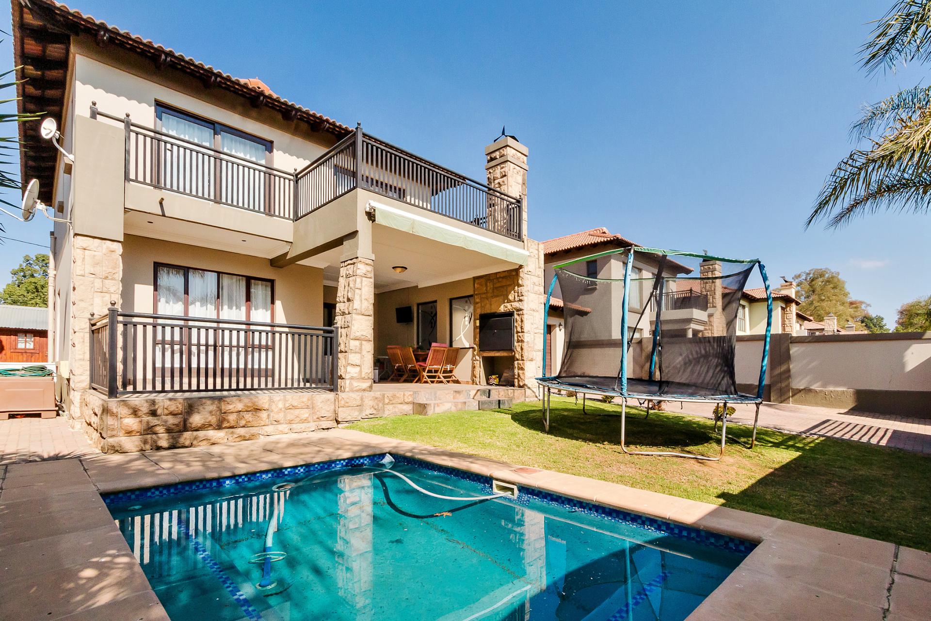  of property in Glen Marais