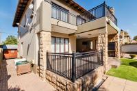  of property in Glen Marais