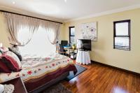  of property in Glen Marais