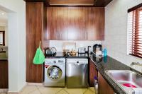  of property in Glen Marais