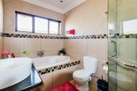  of property in Glen Marais