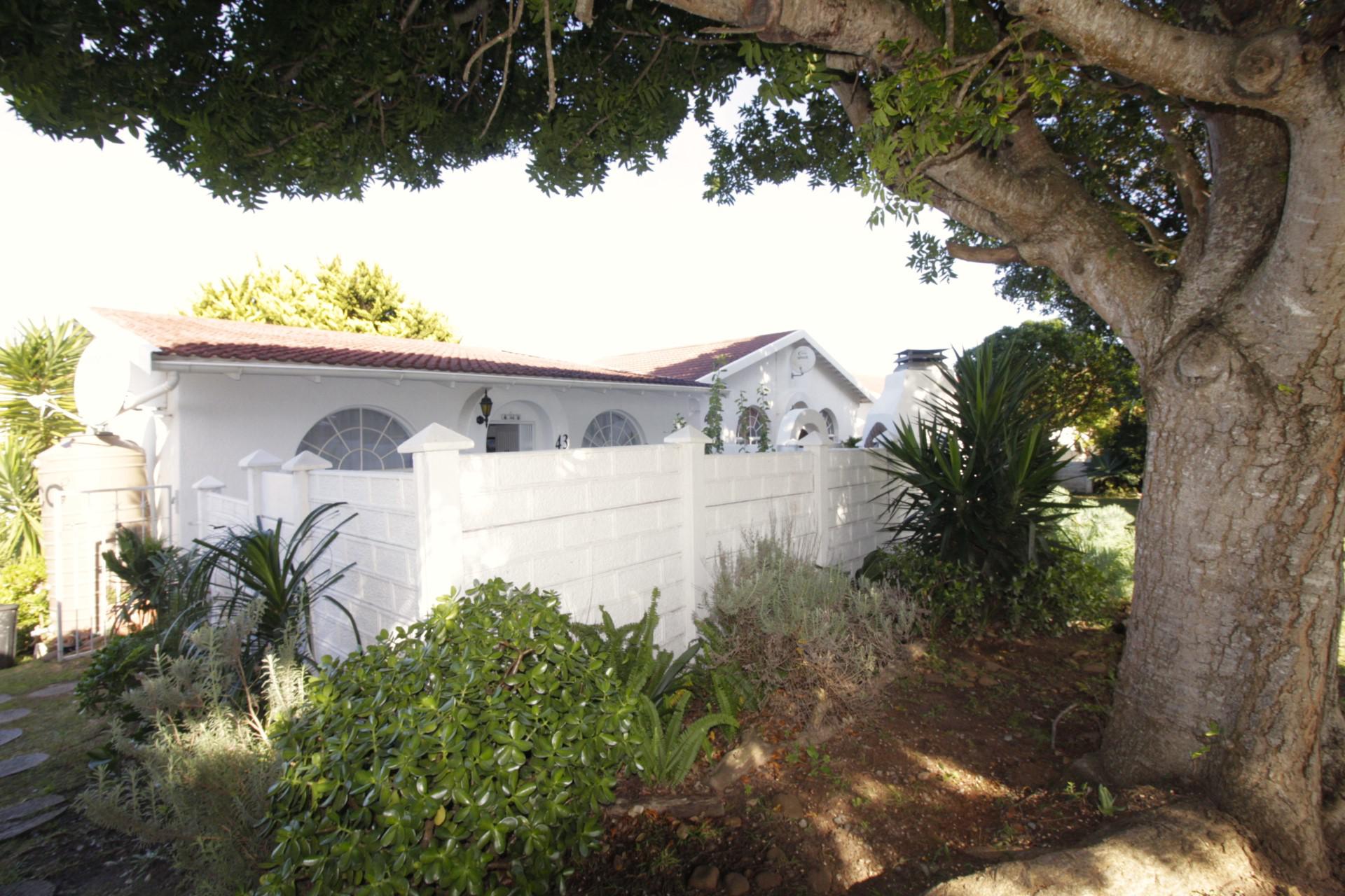  of property in Aston Bay