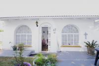  of property in Aston Bay