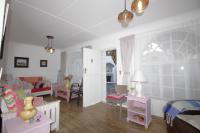  of property in Aston Bay