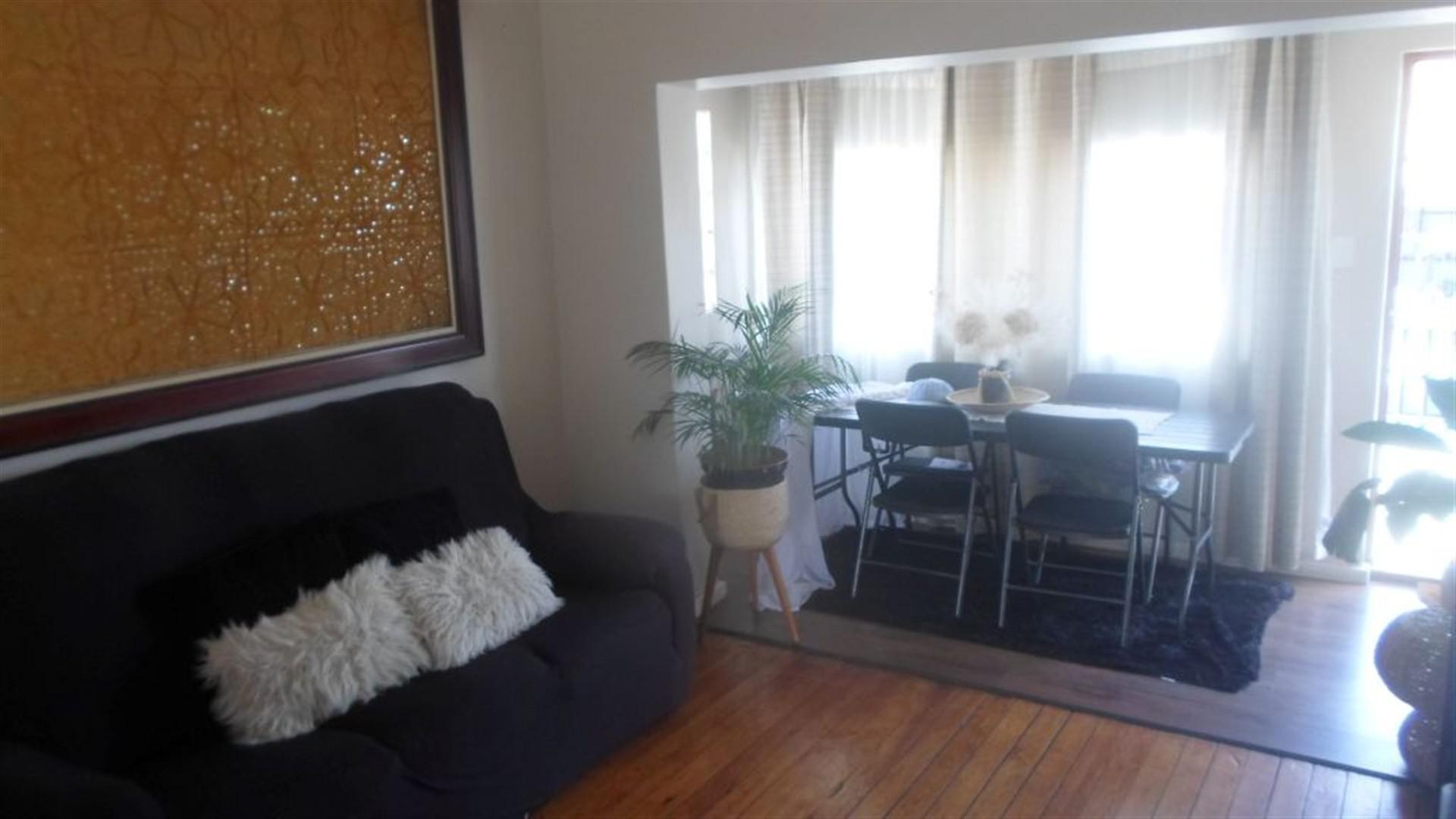 Lounges of property in Paarl